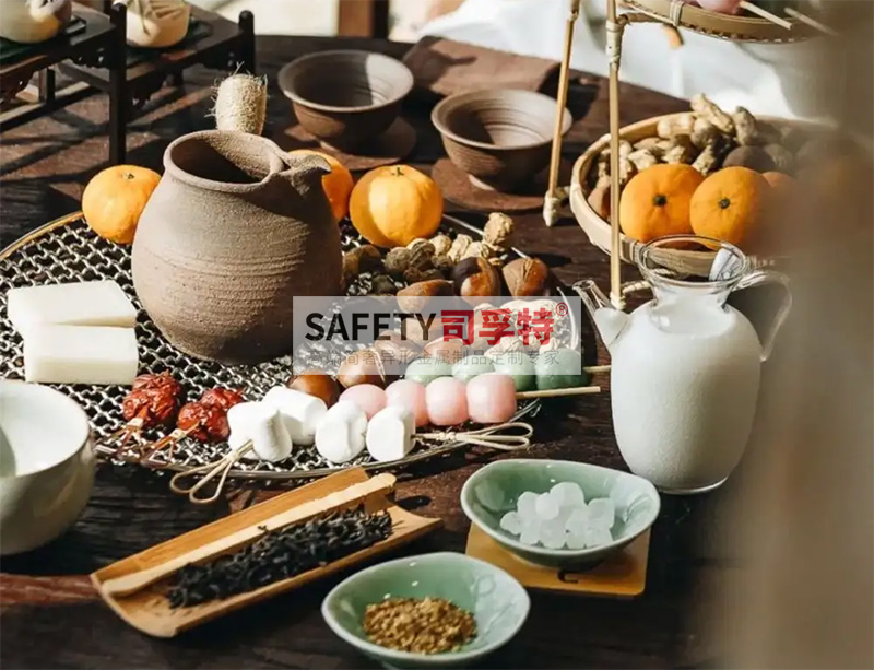 圍爐煮茶驟然爆火，一套好的圍爐茶桌必不可少[司孚特圍爐茶桌,炭火爐](圖2)
